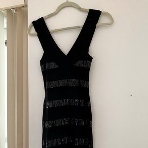 Guess Dress- tag still on it.